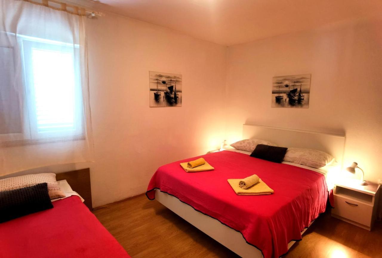 Apartments & Rooms Milena Vodice Zewnętrze zdjęcie