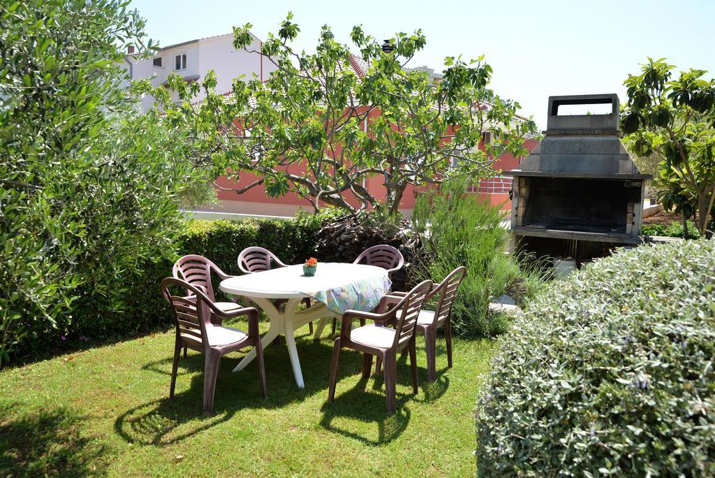 Apartments & Rooms Milena Vodice Zewnętrze zdjęcie