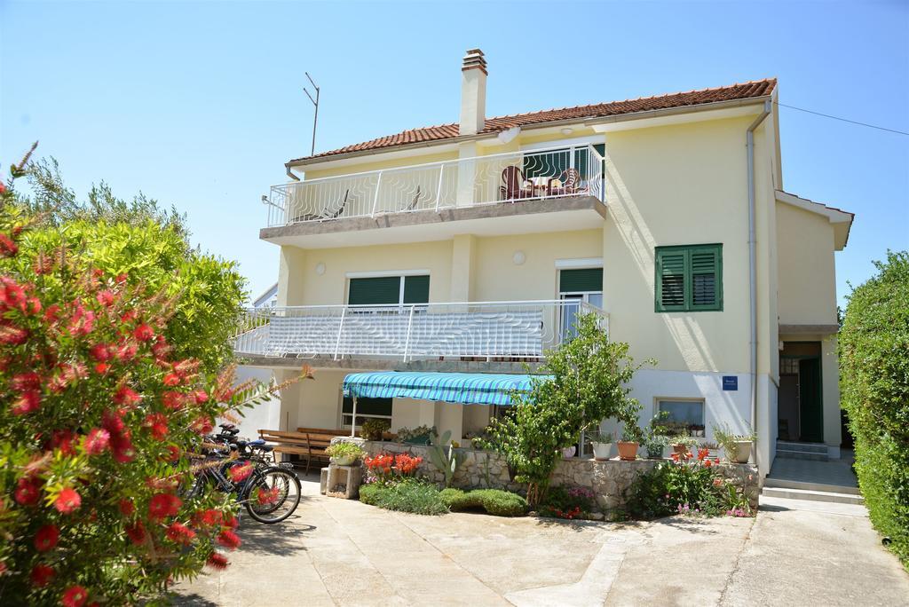 Apartments & Rooms Milena Vodice Zewnętrze zdjęcie